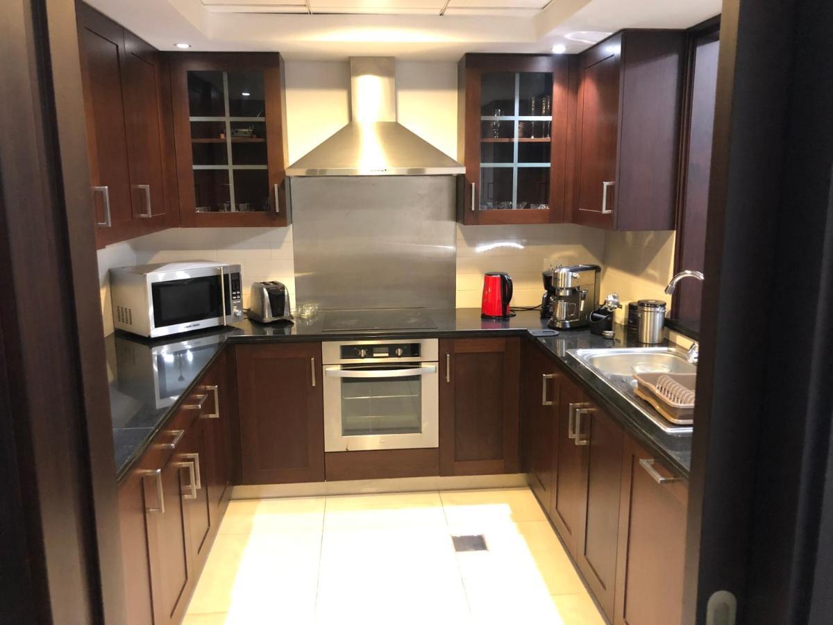 Downtown Boulevard One Bedroom Apt In 29 Blvd غرفة وصالة Burj & Fountain View Master Bedroom Plus 2 Single Beds In Living Room Ντουμπάι Εξωτερικό φωτογραφία