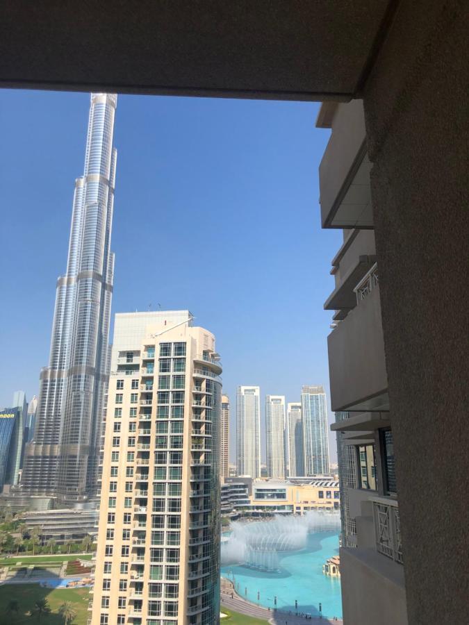 Downtown Boulevard One Bedroom Apt In 29 Blvd غرفة وصالة Burj & Fountain View Master Bedroom Plus 2 Single Beds In Living Room Ντουμπάι Εξωτερικό φωτογραφία